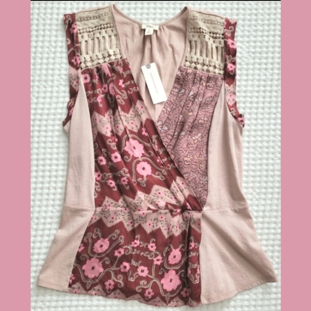 Anthropologie TINY floral fixed wrap top Small